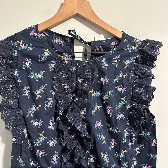 NWT GAP Navy Blue Floral Ruffle Eyelet Top Medium - Picture 7 of 12